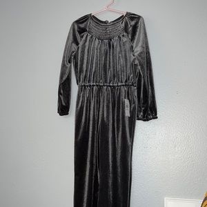 🤩4/$15🥳 NWT Old Navy grey velvet jumpsuit